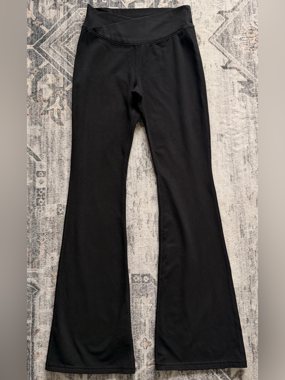 Old Navy Girl’s Black Flared Legging Size XXL (18)